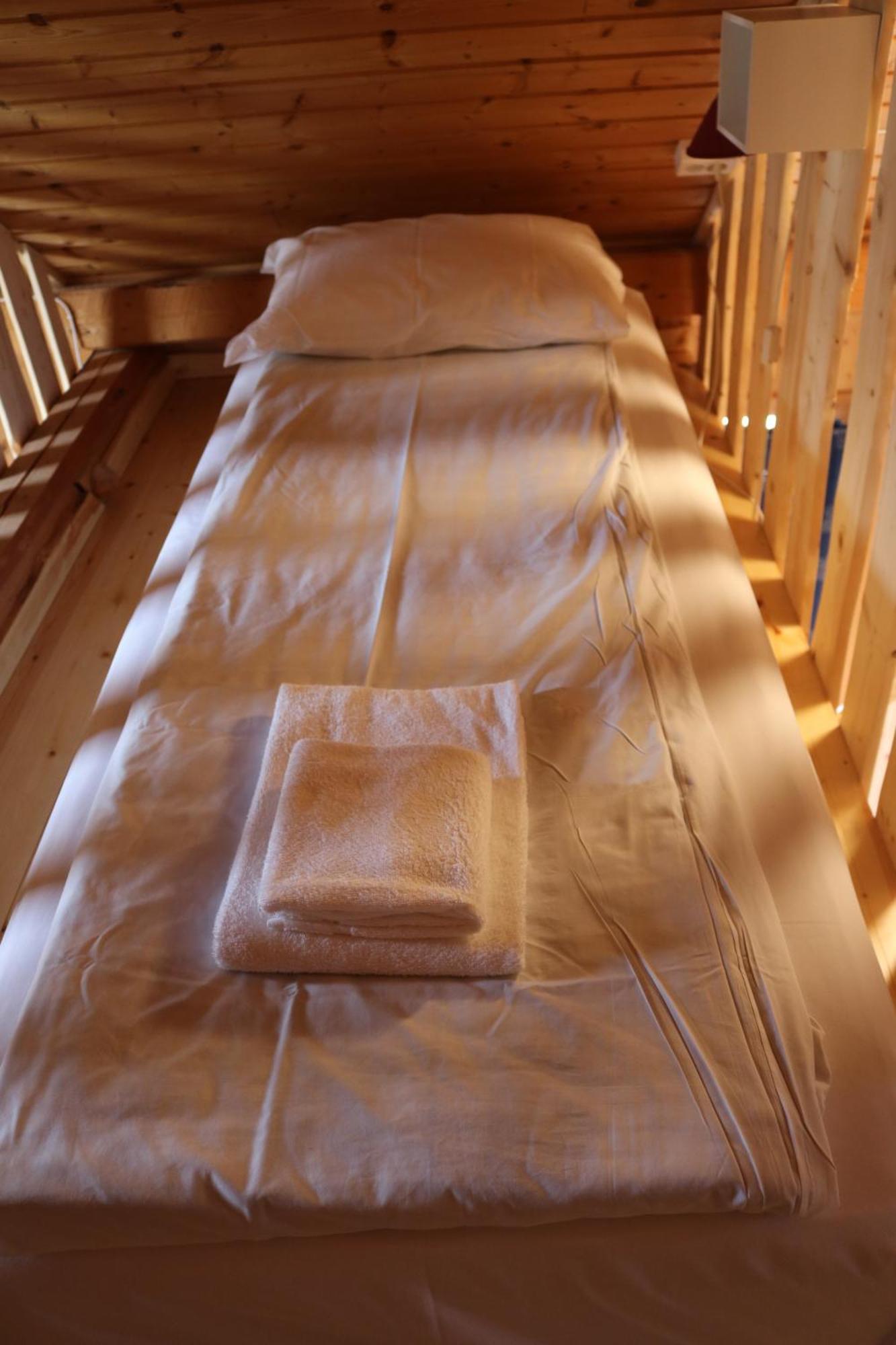 Trollbu Aabrekk Gard Villa Briksdalsbre ภายนอก รูปภาพ